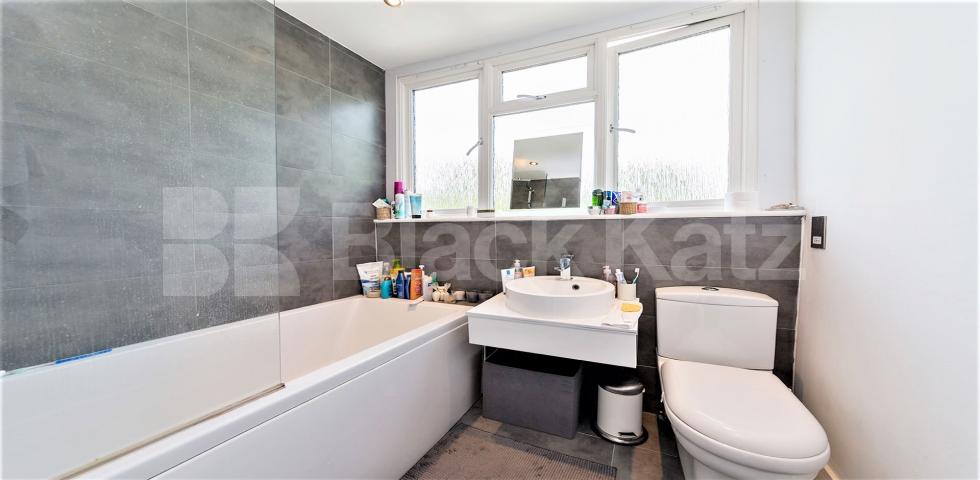 Modern Apartment Sinclair Gardens, Shepherds Bush